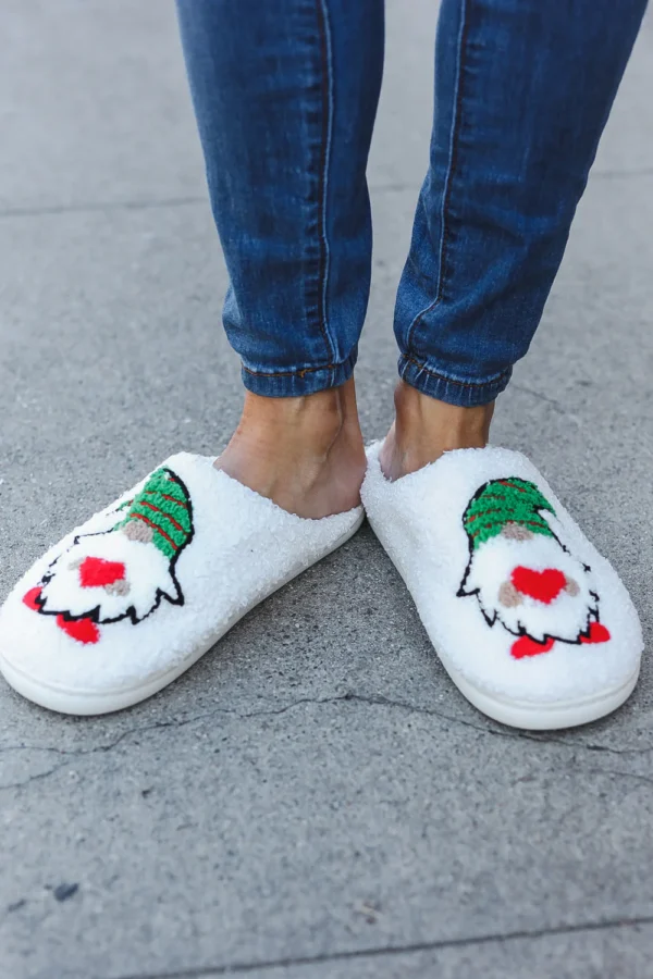 Christmas Elf Heart Print Fleece Slippers - Image 4