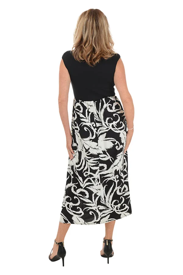 Ribbed Bodice Monochrome Dress - Image 3
